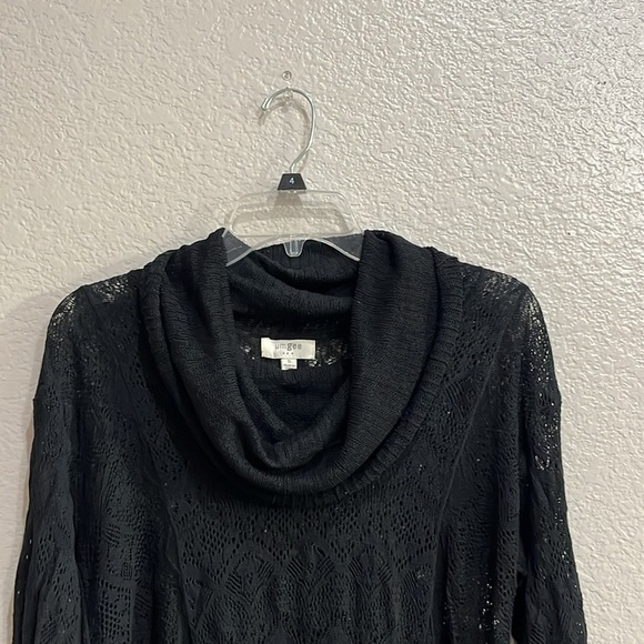 Umgee USA Lace Cowl Neck High-Low Hem Tunic Sweater Black  Size Small - Picture 5 of 12